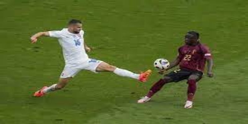 更衣室的信任：团结塑造蓝狐精神  -熊猫体育