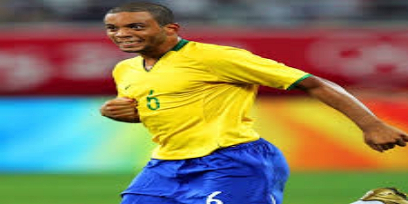 熊猫体育记忆回溯：纪念碑球场的天才少年再现 - 熊猫体育